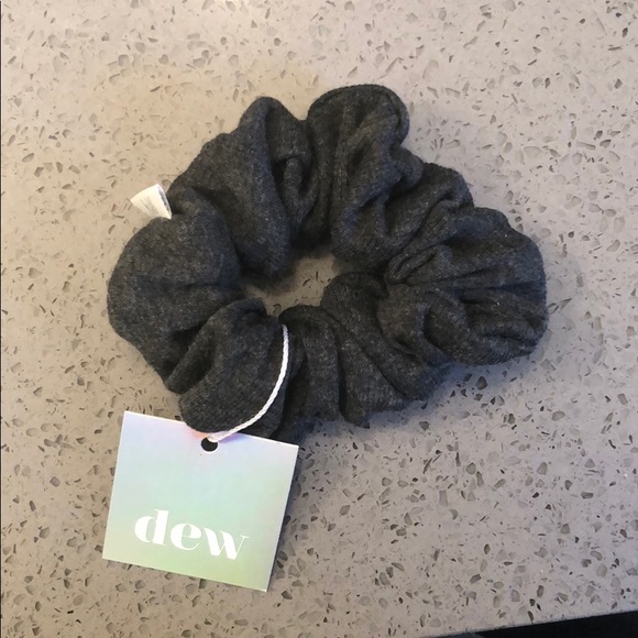 Dewedit scrunchie - Picture 1 of 3